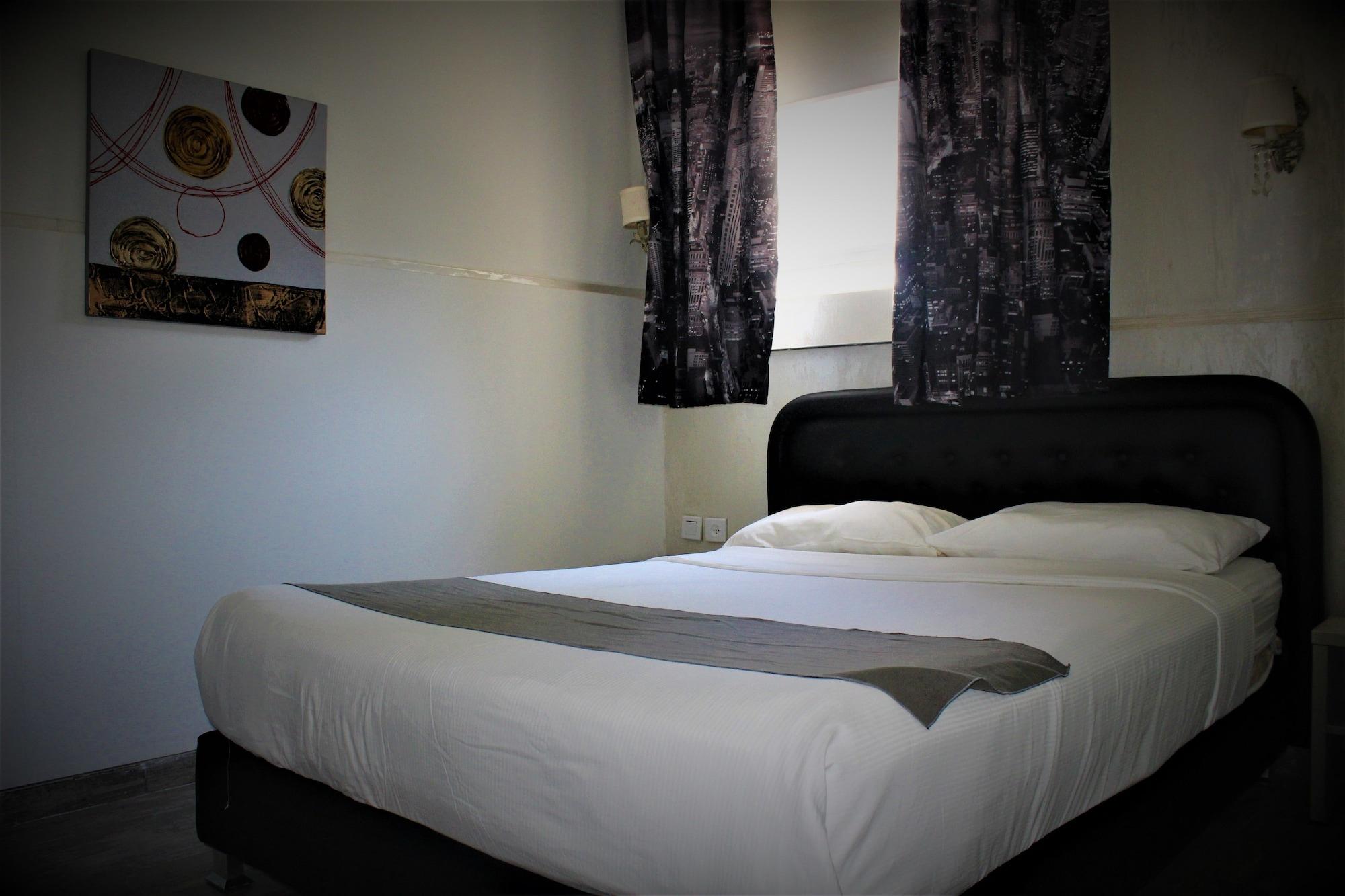 Hotel Alma - Near The Sea เนทันยา ภายนอก รูปภาพ